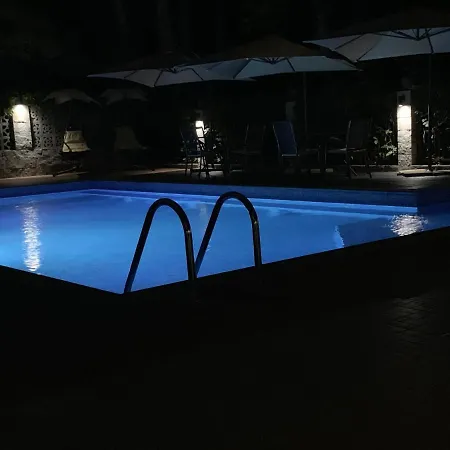 Park And Pool Family * נסבר